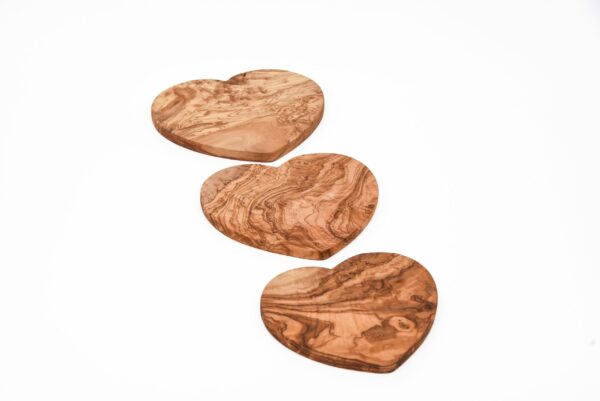 Olive Wood Cutting Board – Heart-Shaped